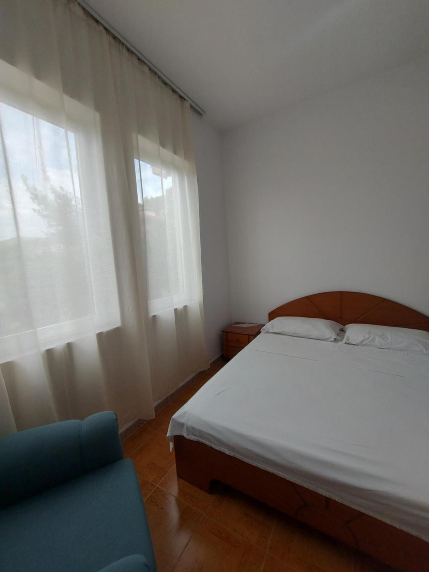 Guest House Irvin Berat Dış mekan fotoğraf