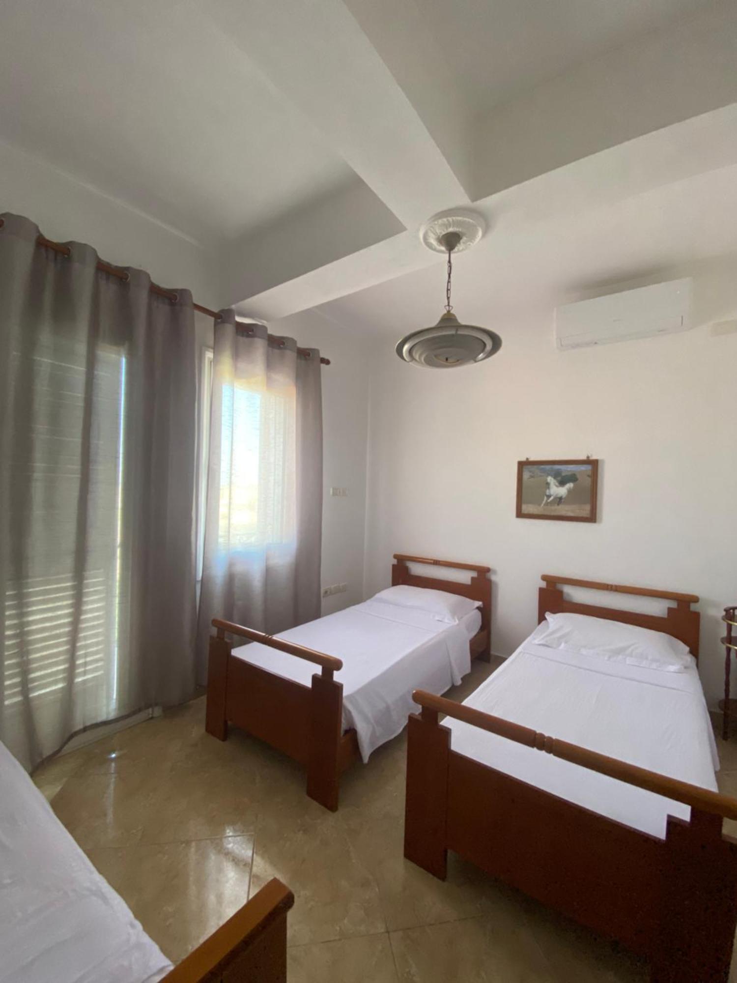 Guest House Irvin Berat Dış mekan fotoğraf