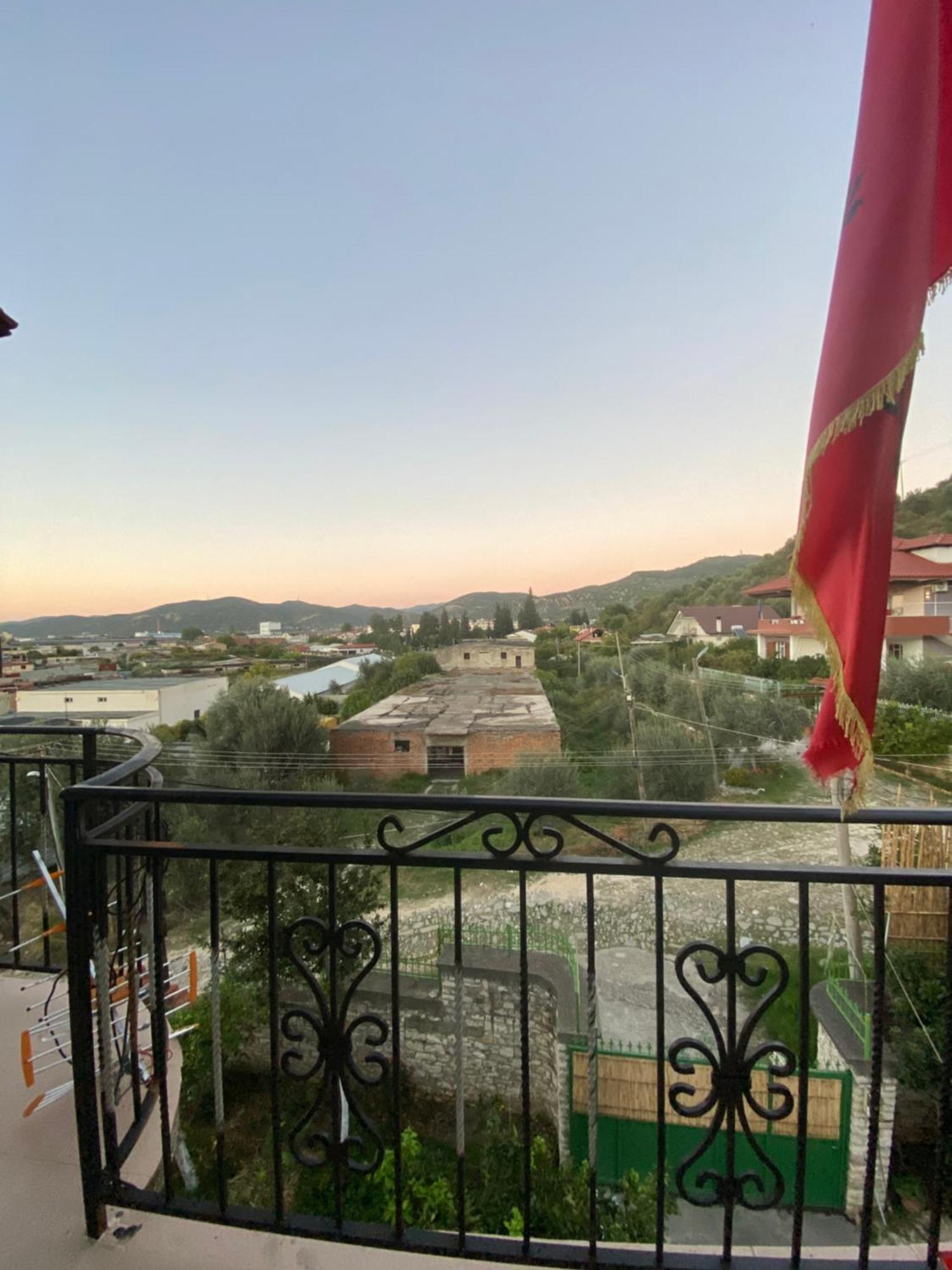 Guest House Irvin Berat Dış mekan fotoğraf